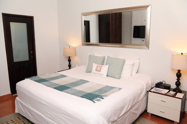 King Deluxe Room Photo 1