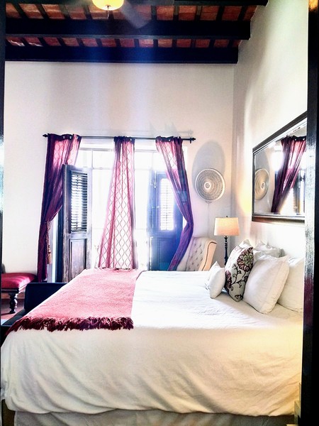 Deluxe Balcony Suite with View Photo 4